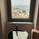Nymfea Ano Syros